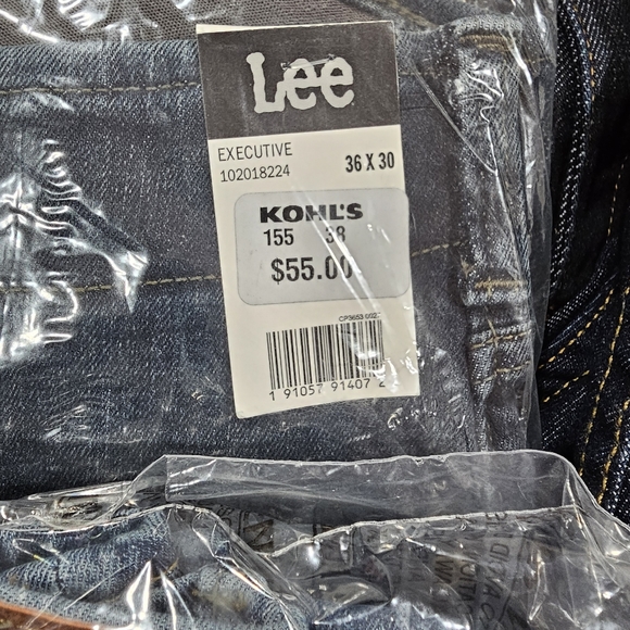 NWT Mens Lee and Levi's jeans - Picture 7 of 9